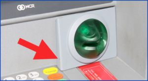 「つかんで小刻みに動かしてください」 – ATM カードのスキミングは依然として存在します