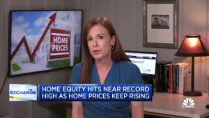 60% अमेरिकी बाज़ारों में घर की कीमतें रिकॉर्ड ऊंचाई पर पहुंच गईं