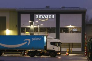 Comment Amazon a poussé les Américains à dépenser 12.7 milliards de dollars sans lever le petit doigt | Entrepreneur