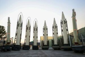 Novos tipos de mísseis balísticos entregues ao IRGC