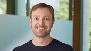 PayPal nombra director ejecutivo al ejecutivo de Intuit, Alex Chriss