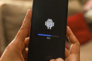 Ydeevneforbedret Android MMRat skyder ind på enheder via falske appbutikker