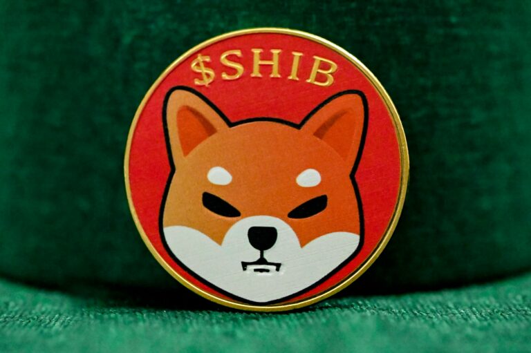 Shiba Inu Supply on Exchanges Dropped by 3.3 Trillion $SHIB in July, Data Shows
