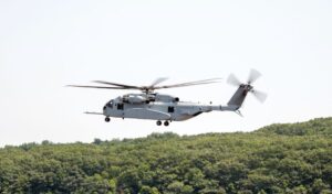 Sikorsky võitis USA mereväe lepingu 35 CH-53K "King Stallion" helikopteri jaoks