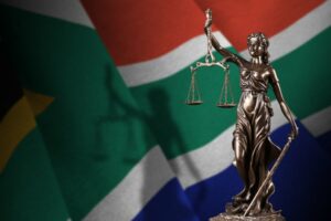 Sydafrikansk kvinna förskingrade 27.9 miljoner dollar från arbetsgivaren