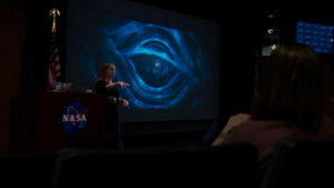 "Star Trekin" neuvonantaja tohtori Erin Macdonald puhuu sci-fi-todellisuudesta #SciFiSunday