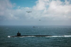 Den amerikanska ubåtsstyrkan borde inte vara tyst längre