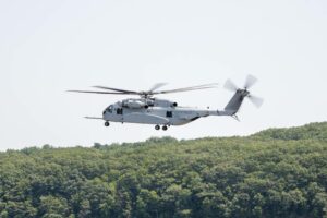 US Navy tilldelar Sikorsky 2.7 ​​miljarder dollar för 35 CH-53K helikoptrar