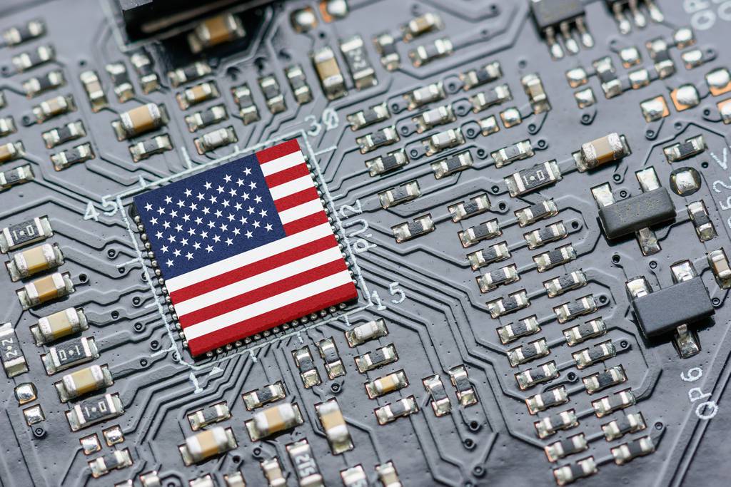 Исследовательские интересы США тесно связаны с промышленной базой микроэлектроники