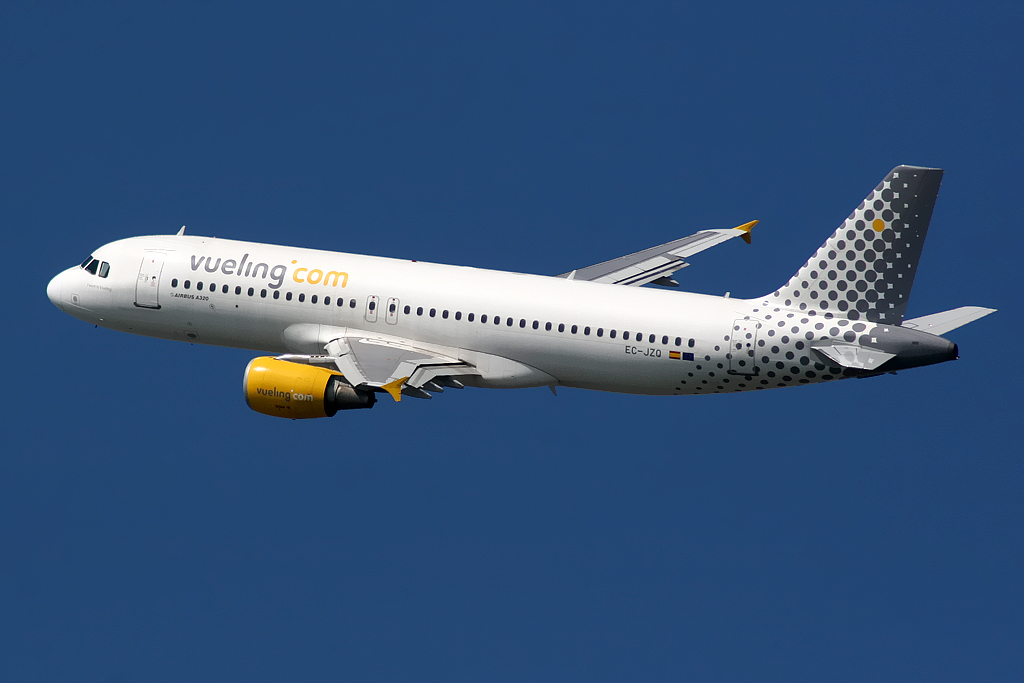 Vueling to increase frequencies between Brussels and four Spanish destinations in Summer 2024