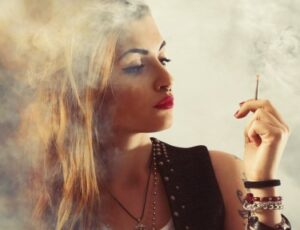 Hvorfor tror de fleste amerikanere nå at det er tryggere å røyke cannabis enn å røyke tobakk?