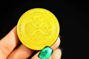 Analyst Recommends Buying XRP as It Returns to Lackluster Trend