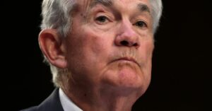 Bitcoin, Federal Reserve'den Powell'ın Şahin Açıklamaları Üzerine 26.9 Bin Dolara Düştü