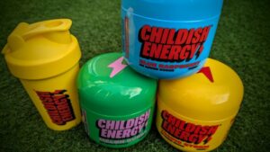 Đánh giá năng lượng trẻ con - những đứa trẻ ngầu trên khối nước tăng lực | TheXboxHub