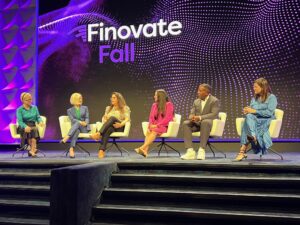 FinovateFall 2023: umetna inteligenca, fintehnologija vsega in zakaj je dolgočasno novo črno - Finovate