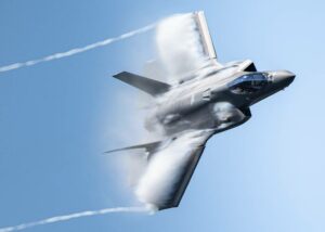 GAO blasts contractor-led F-35 maintenance as costly, slow