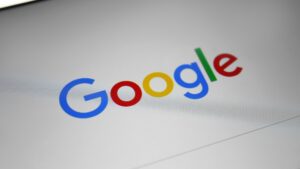 Google permitirá anuncios de juegos NFT y restringe las apuestas y las apuestas