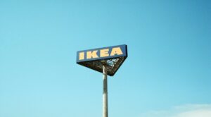 IKEA sodeluje s Afterpay Fostering BNPL
