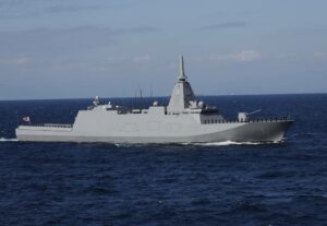 Japan stellt seinen Verteidigungshaushalt vor und sieht Hyperschallraketen, Fregatten und F-35 vor