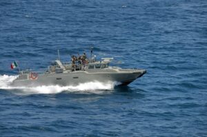 กองทัพเรือเม็กซิโกยึดโคเคนมากกว่า XNUMX ตัน หลังจากการไล่ล่าด้วยความเร็วสูงในทะเล