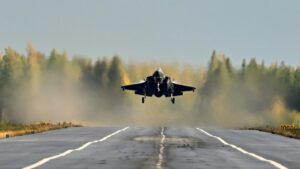 Norwegian F-35A Jets Carry Out Type's First Highway Landing On Finnish Road Strip