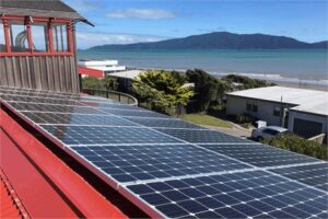 Menyoroti kebijakan tenaga surya para pihak