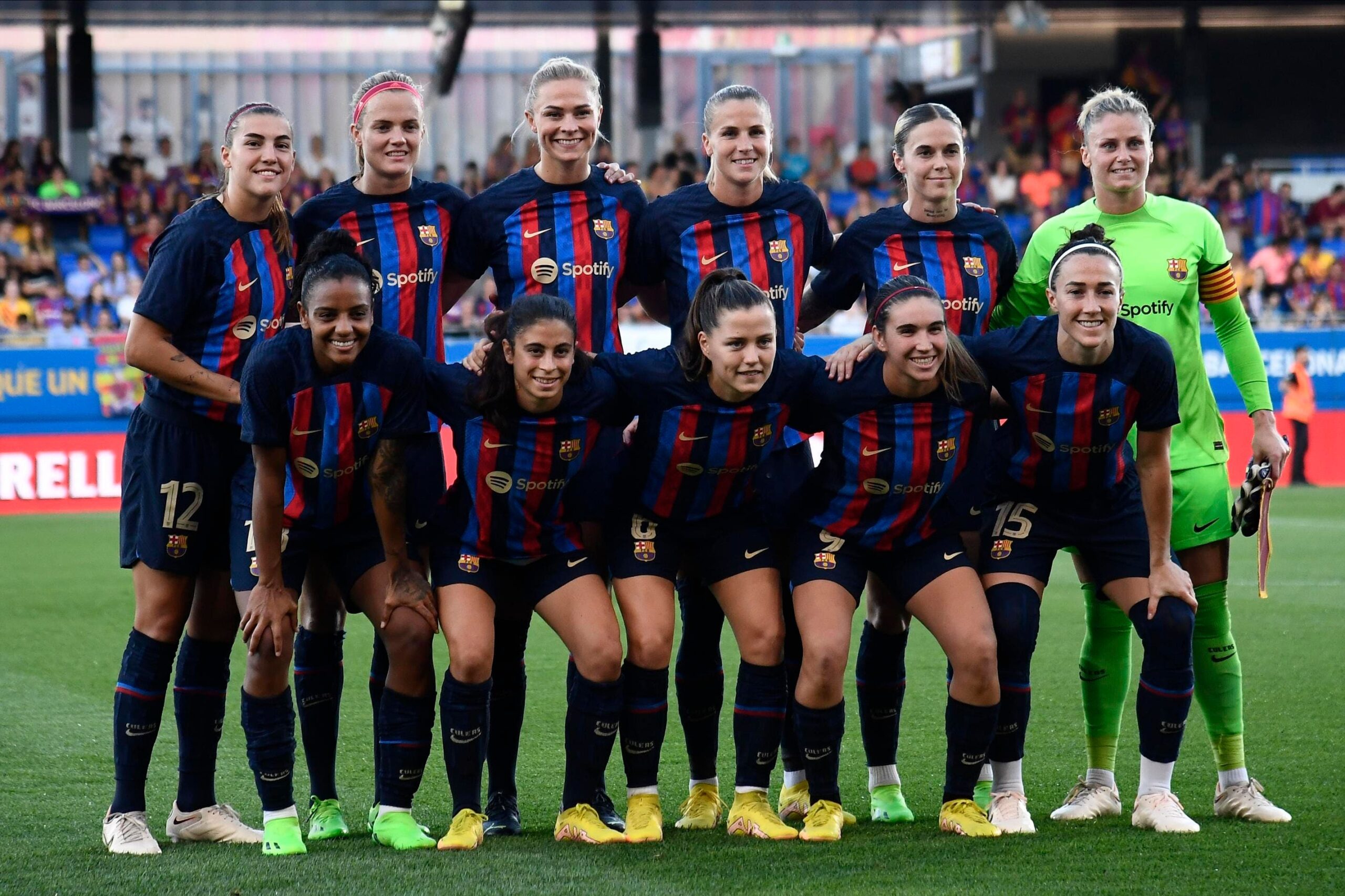 西班牙女足顶级球员在达成新薪资协议后结束罢工