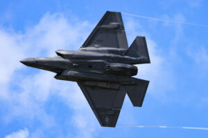 Leverandøren forsinker Tving Lockheed Martin til at sænke F-35 Jet Delivery Outlook