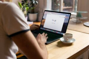 Kampen om internetdominans: Googles antitrustprövning kan omforma internet