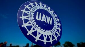United auto workers (UAW) vil ha "en gjennomsnittlig lønn på $300,000 4 i året for en XNUMX-dagers arbeidsuke," sier Ford-sjefen - TechStartups