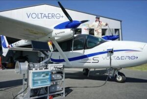 VoltAero выполнила первый в мире полет электрогибридного самолета на 100% экологически чистом топливе от TotalEnergies