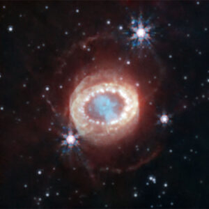 Webb odkrywa nowe struktury w obrębie kultowej supernowej