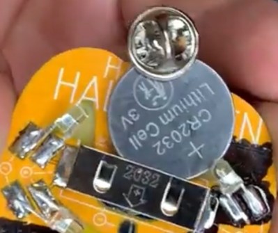 2023 Halloween Hackfest: Flickering Pumpkin Pin Is Solidly Built
