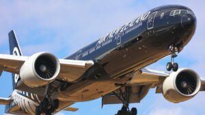 Air New Zealand уступает и продлевает дату кредита COVID