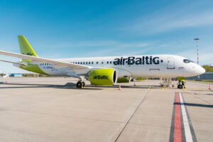 airBaltic atendeu quase meio milhão de passageiros em setembro de 2023