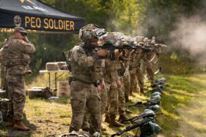 Apps steuern, wie Soldaten das „Mixed-Reality“-Gerät der Armee nutzen