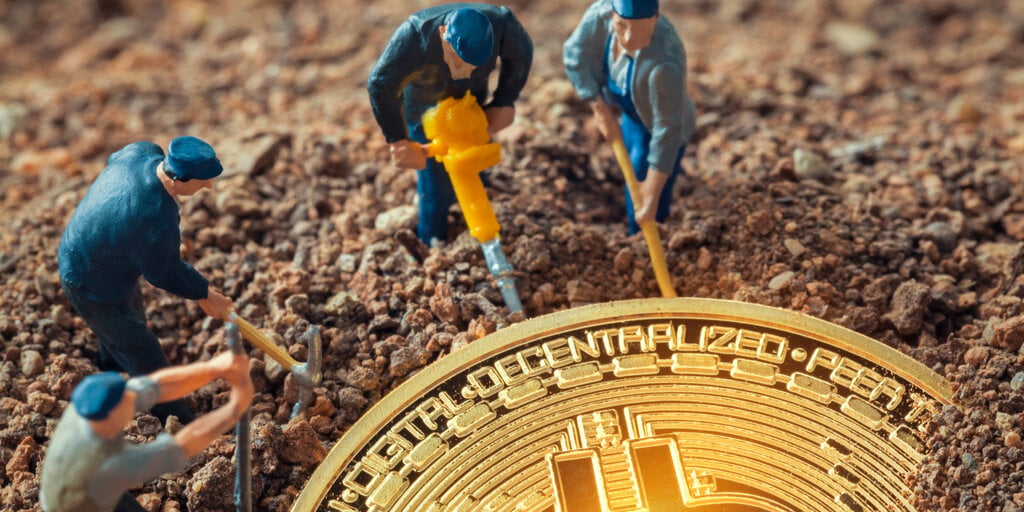 A Bitcoin Miner Iris Energy 9%-ot ugrott, mivel növeli a bányászati ​​kapacitást a Bitcoin felére csökkentése előtt – Decrypt