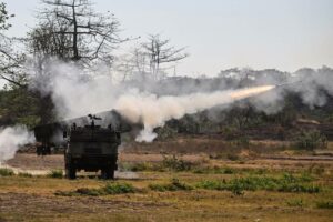 Het Braziliaanse Avibras werkt samen met een Spaanse firma voor artillerieconcurrentie