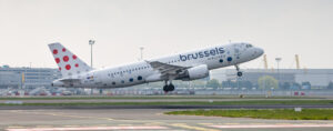 A Brussels Airlines legalább október végéig felfüggeszti Tel-Aviv járatait