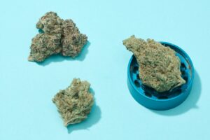 Secondo lo studio, i consumatori di cannabis che hanno contratto il Covid hanno avuto "esiti e mortalità migliori" rispetto ai non consumatori