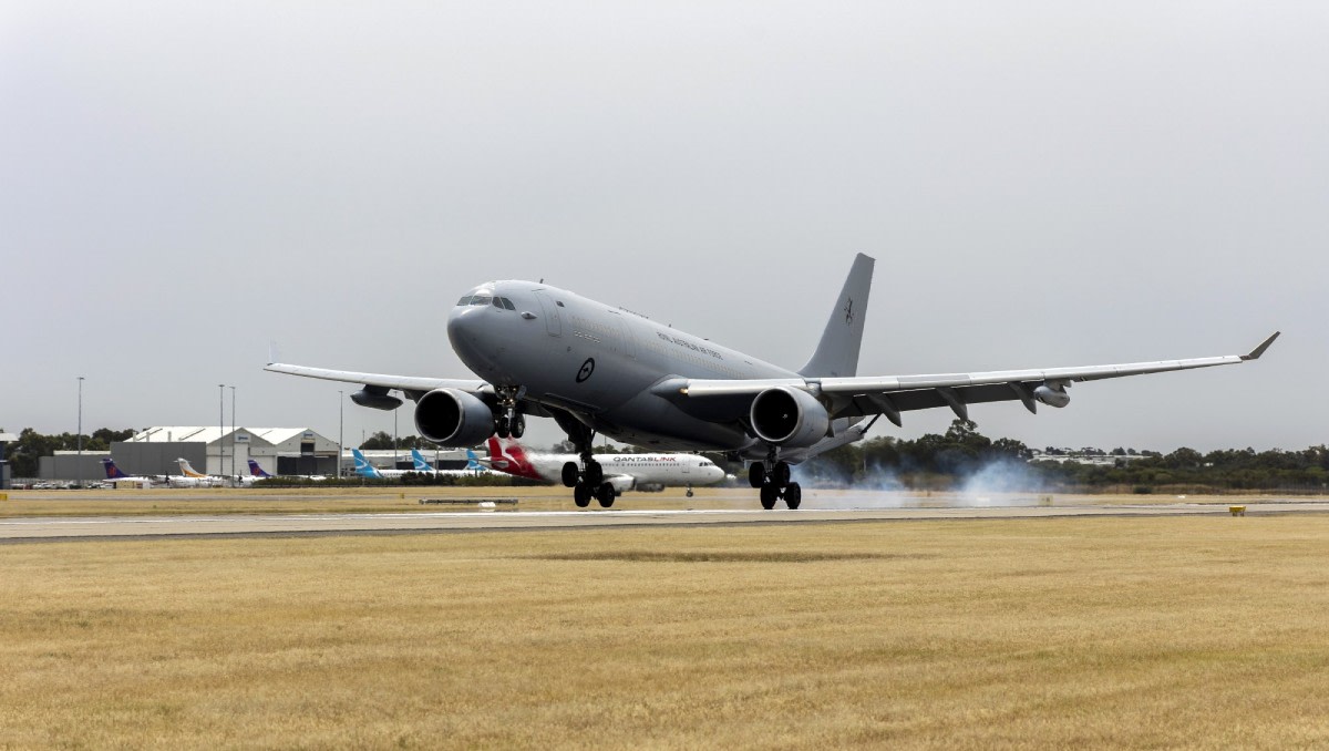 Quốc phòng gửi máy bay và quân đội đến hỗ trợ người Úc ở Trung Đông