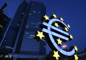 欧盟采用新的加密货币税收规则，强制加密货币公司共享数据