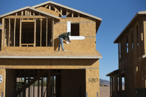 随着抵押贷款利率飙升，房屋建筑商信心跌至 10 个月低点