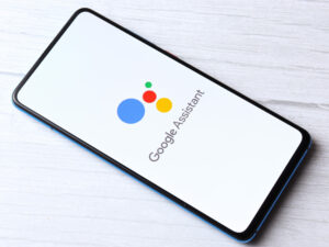 How Google's Upgraded Assistant Challenges OpenAI's ChatGPT