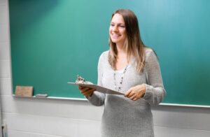 Cara Mengurangi Gangguan | Kursus Singkat Manajemen Kelas | Pelatihan Gratis untuk Guru