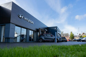 Howards Motor Group on saavuttanut maineensa ansiosta korkeimman pistemäärän AM100-yrityksenä