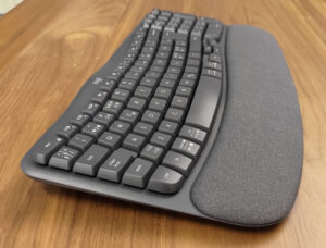 Logitech Wave Keys: Komfortabelt lille trådløst tastatur