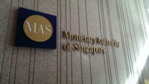 MAS beordrer DBS og Citibank til at undersøge længerevarende afbrydelse