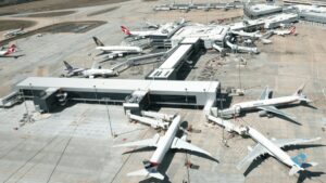 Administrerende direktør i Melbourne lufthavn etterlyser mer internasjonal konkurranse