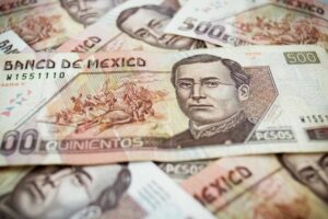 De Mexicaanse peso wint ten opzichte van de Amerikaanse dollar nadat het consumentenvertrouwen in de VS is gedaald, aldus gematigde Fed-opmerkingen